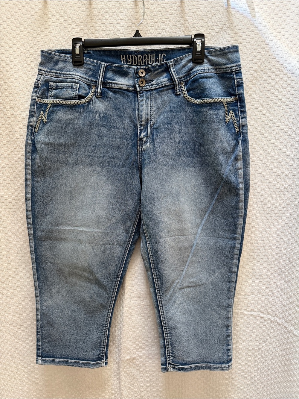 Hydraulic Women's Light Blue Cropped Ankle Jeans